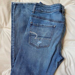 American Eagle Boyfriend Distressed Jeans - Size 6